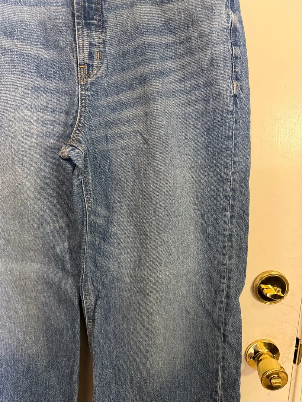 Old Navy Light Blue Extra High-Rise Sky-Hi Wide-Leg Jeans (273)